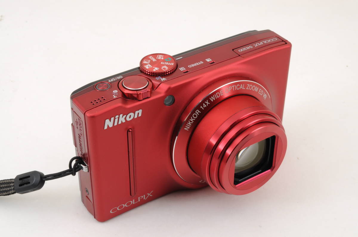 [モイネ03]動作品 ニコン COOLPIX S8200 コンデジ 赤 NIKON デジカメ S8200 COOLPIX Nikon S8200WH ニコン、「COOLPIX ホワイト