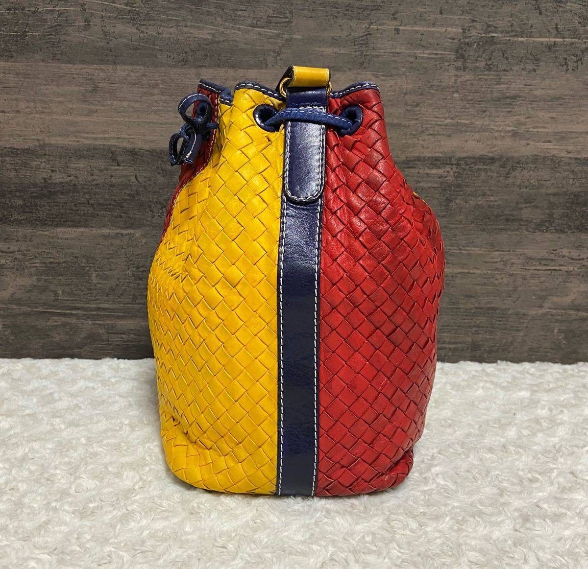 □1円～美品□Bottega Veneta ボッテガヴェネタ 巾着 ショルダー 