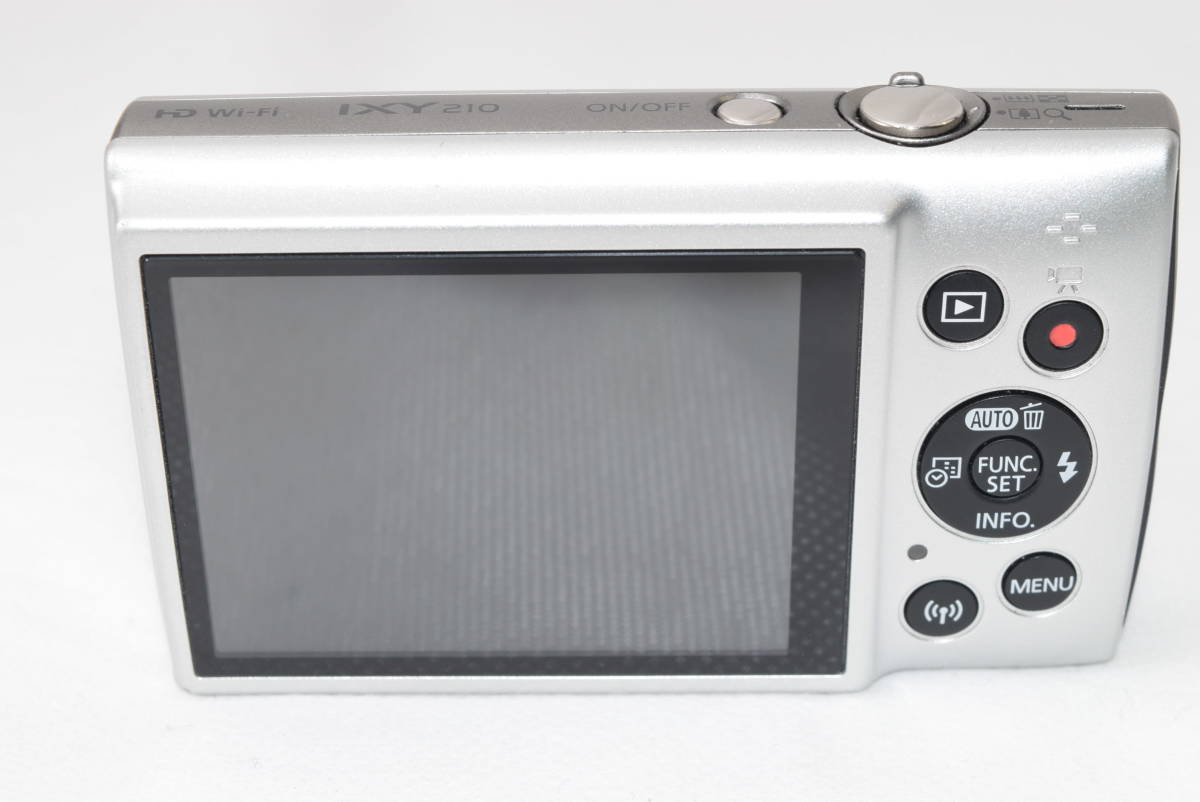 ☆綺麗な展示品☆Canon IXY 210 [シルバー] ☆小型軽量☆光学10倍
