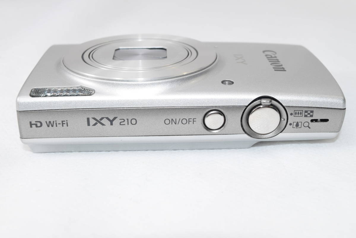 ☆綺麗な展示品☆Canon IXY 210 [シルバー] ☆小型軽量☆光学10倍