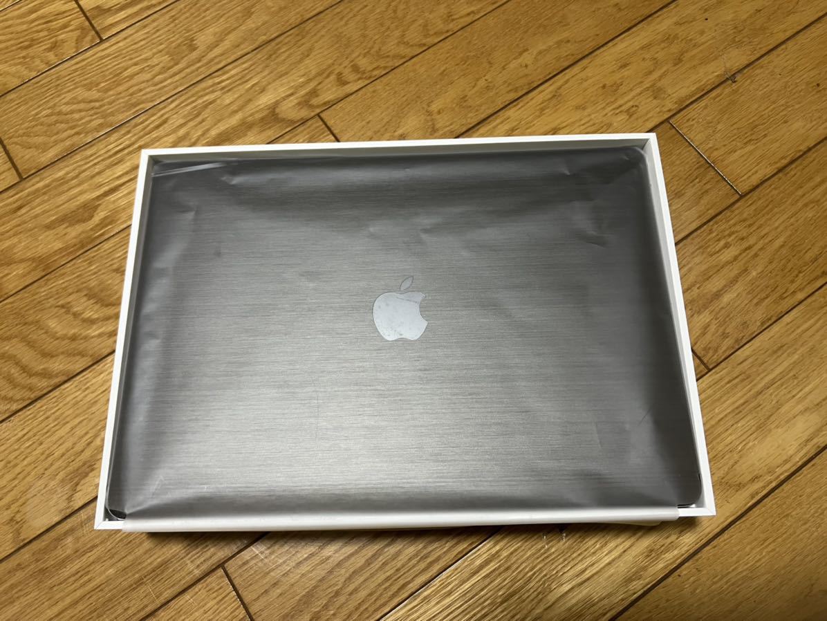 MacBook Air2020 Core i7 スペースグレイ Apple 16GB/1TB 中古美品 