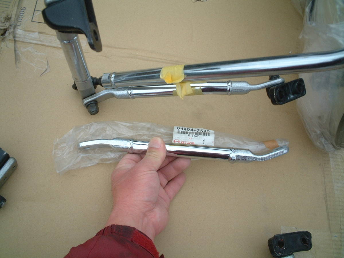 日野 デコトラ スーパードルフィン レトロ 初期型グリル レトロ 