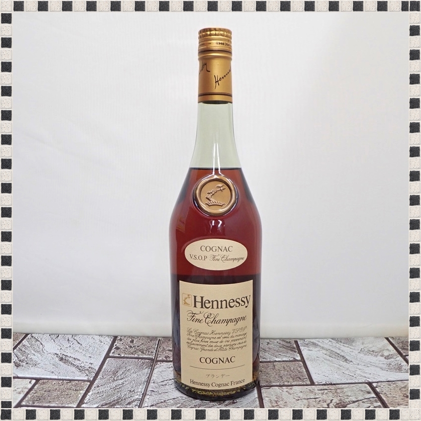 VSOP ヘネシー スリムボトル 700ml 40% Hennessy 40％ コニャック
