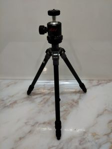GITZO R 2のYahoo!オークション(旧ヤフオク!)の相場・価格を見る 