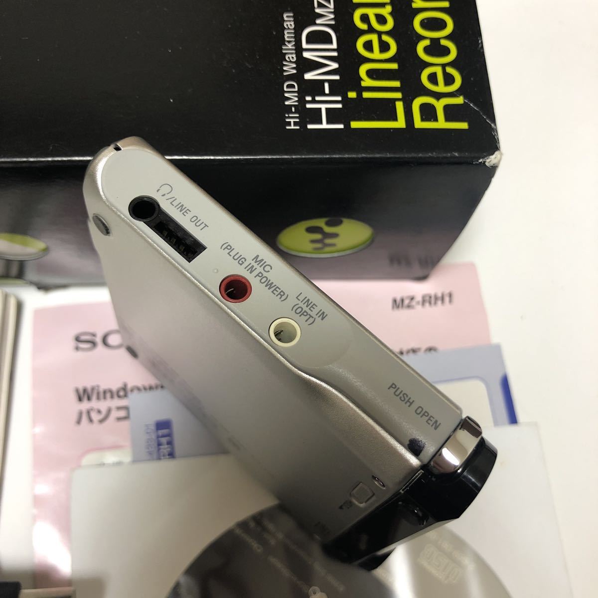 【ジャンク】SONY/ソニー ウォークマン リニアPCM/MDレコーダー Hi-MD MZ-RH1 MD SONY ソニー PCM録音機能搭載 ☆1円 :