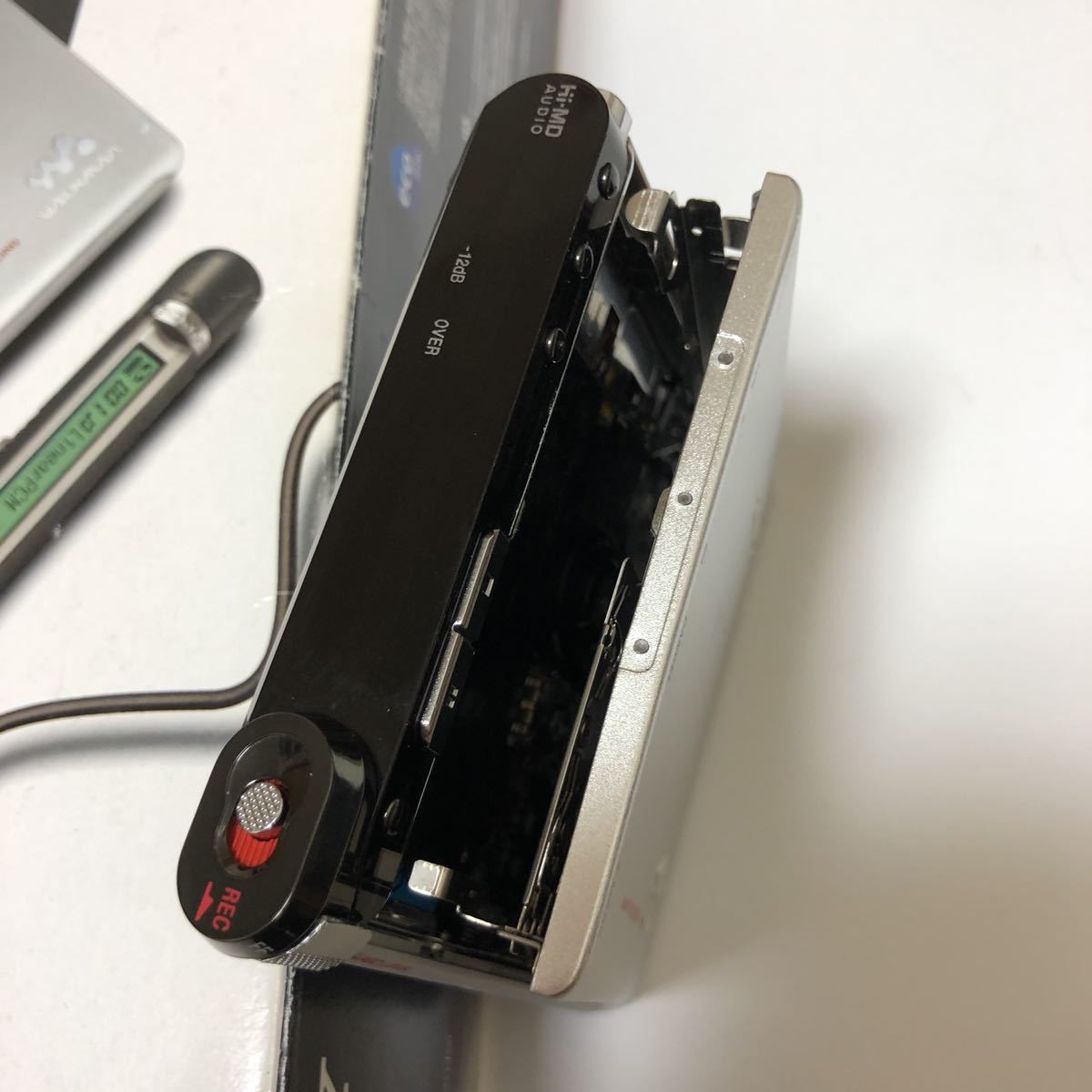 【ジャンク】SONY/ソニー ウォークマン リニアPCM/MDレコーダー Hi-MD MZ-RH1 MD SONY ソニー PCM録音機能搭載 ☆1円 :