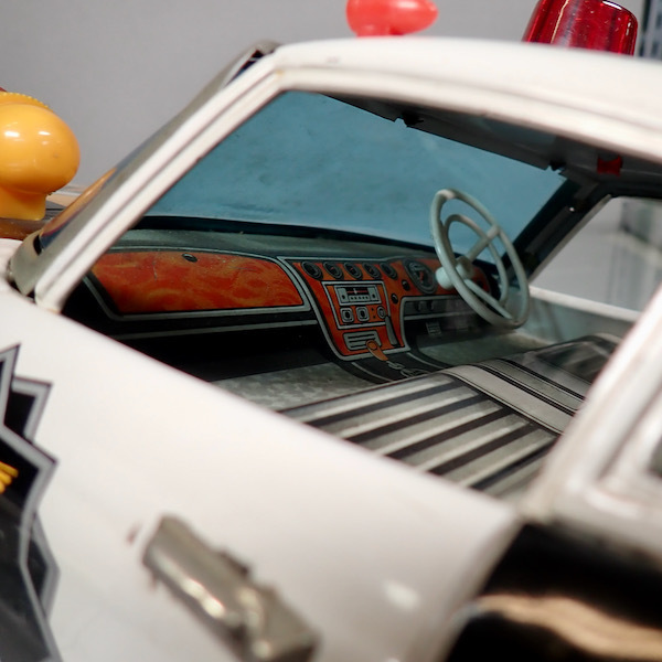 野村トーイ トヨタ 2000GT P.D パトカー ブリキ ゲーム・おもちゃ