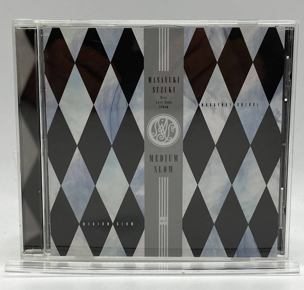 02 Cd 鈴木雅之 ミディアムスロー ベストラブソングアルバム Medium Slow 鈴木雅之 売買されたオークション情報 Yahooの商品情報をアーカイブ公開 オークファン Aucfan Com