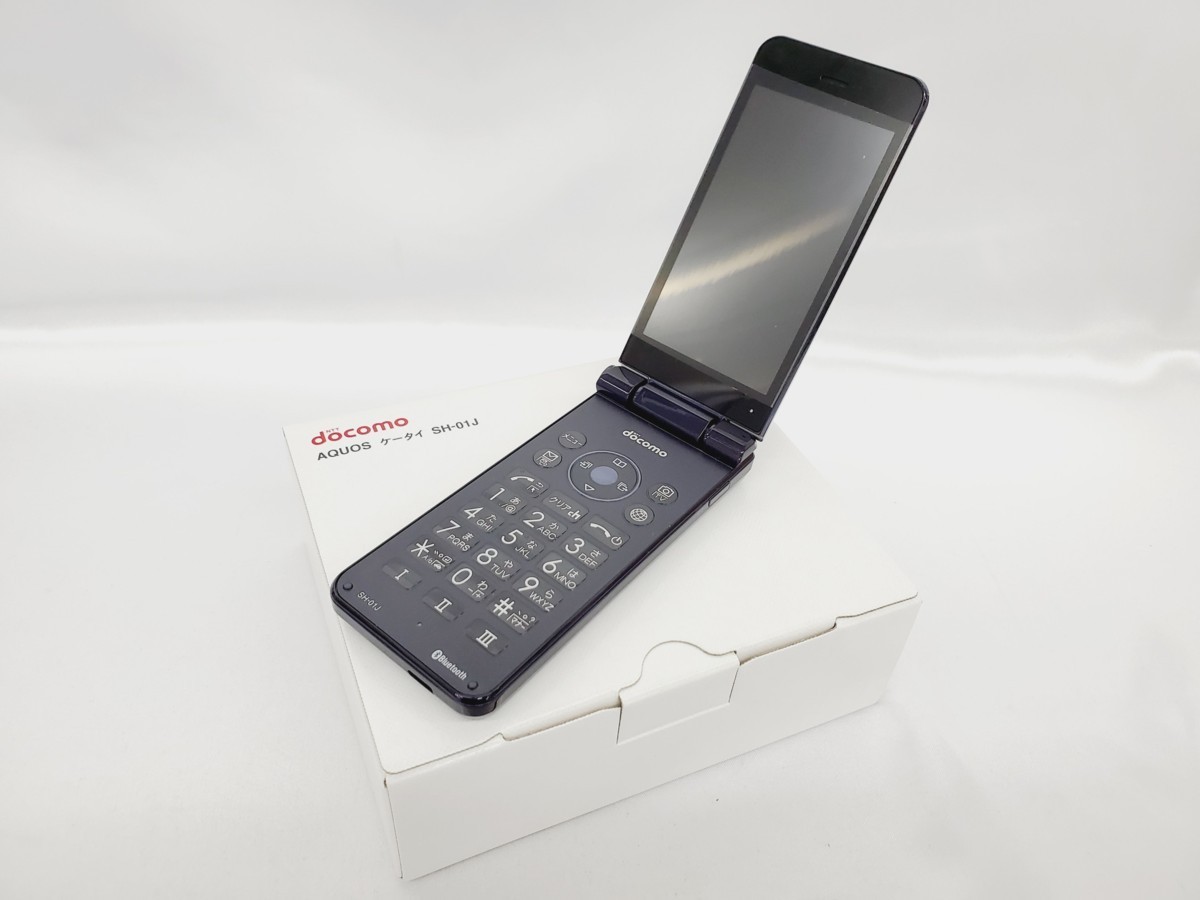 Yahoo!オークション - 未使用品NTT docomo 携帯電話 SHARP AQUOSケ