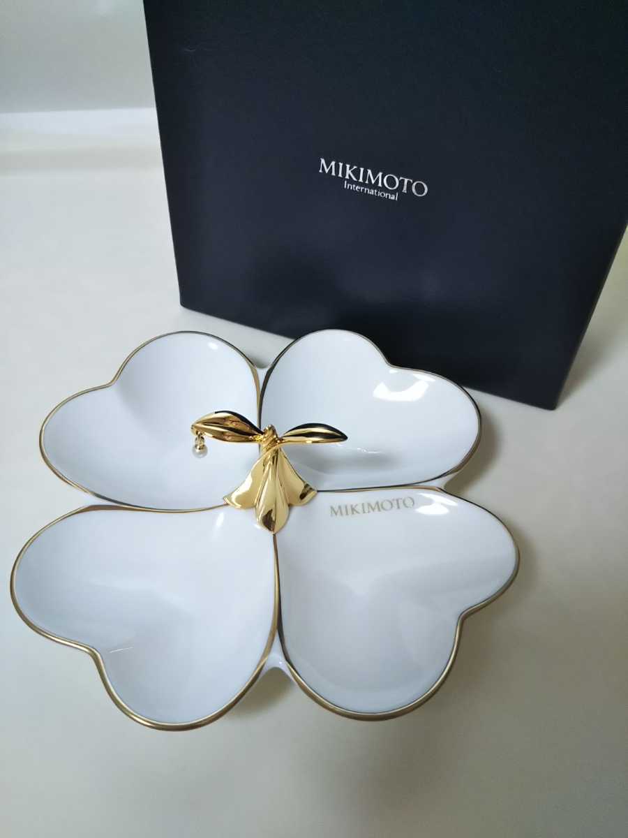 未使用MIKIMOTO ミキモト 150年記念 アクセサリー パール付きトレイ