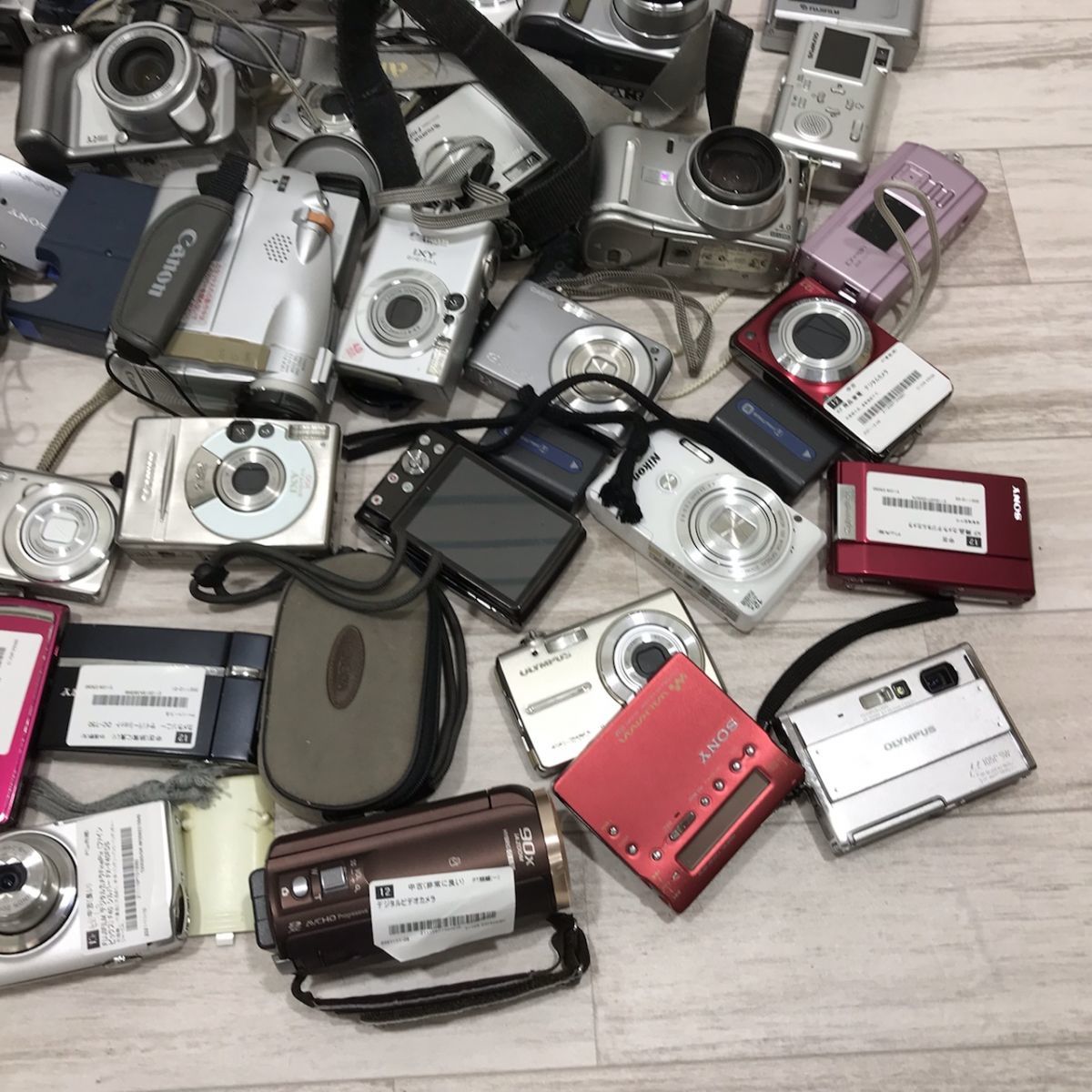 ジャンク品 デジタルカメラ（ビデオカメラ・一眼レフ・ミラーレス