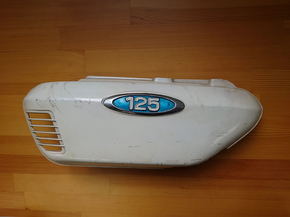  ホンダ CB125用左サイドカバー(サイド)｜売買されたオークション情報、yahooの商品情報をアーカイブ公開 - オークファン ホンダ用