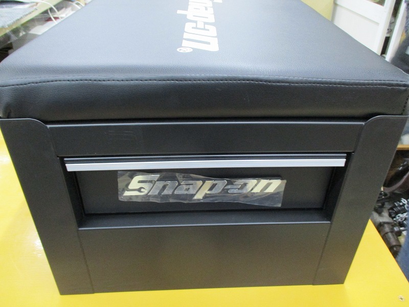 未使用品 Snap-on スナップオン シートクリーパーボックス フラット 