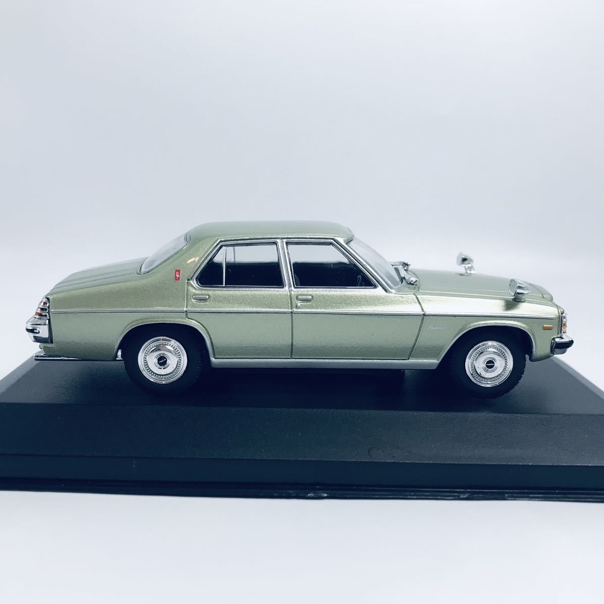 First43 1 43 1975年型 Ra13s系 マツダ ロードペーサー 4ドアセダン 13bロータリー 乗用車 売買されたオークション情報 Yahooの商品情報をアーカイブ公開 オークファン Aucfan Com