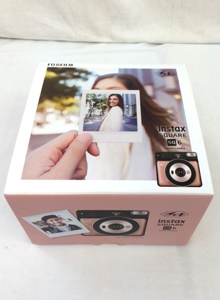 ☆☆富士フイルム　チェキ　instax SQUARE　SQ 6　ブラッシュ ゴールド　インスタントカメラ☆未使用品 SQUARE instax | チェキ8枚入 White BLACK