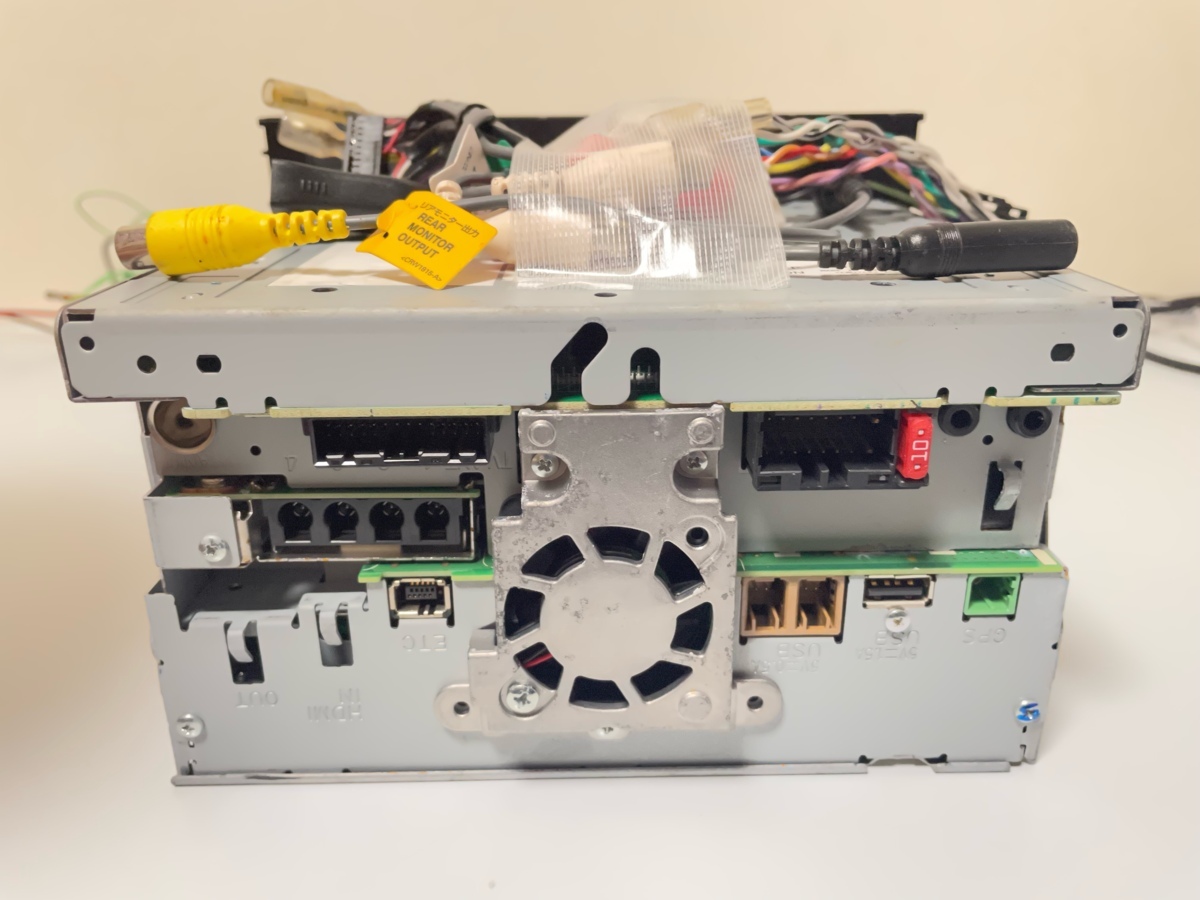 ジャンク carrozzeria 8インチ サイバーナビ AVIC-CL900 タッチ不良