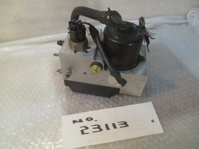 ◎23113 確t T H12年 後期 トヨタ セルシオ UCF20 ABSユニット