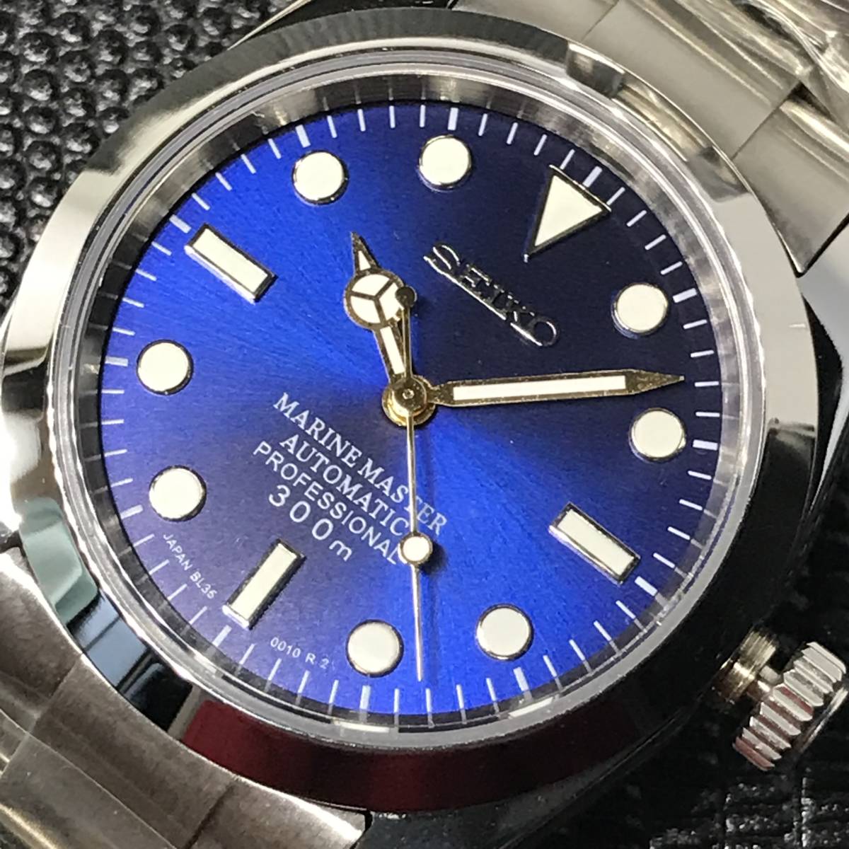 SEIKO MOD NH38 エクワンタイプ ステンレポリッシュベゼル サンレイ 