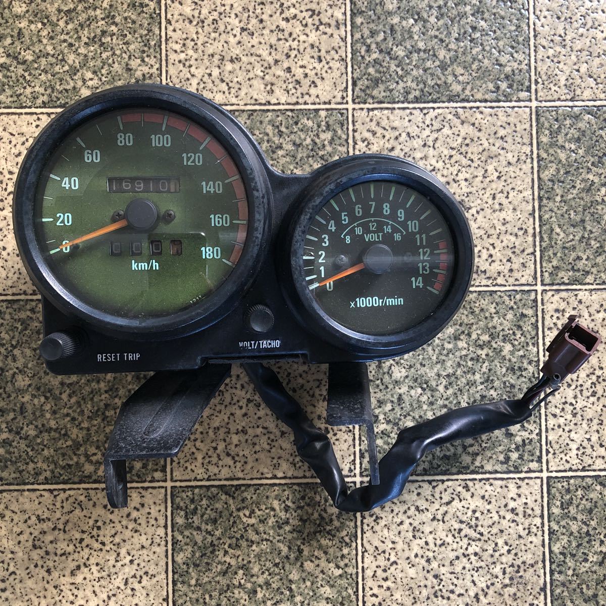 h1057071421.1