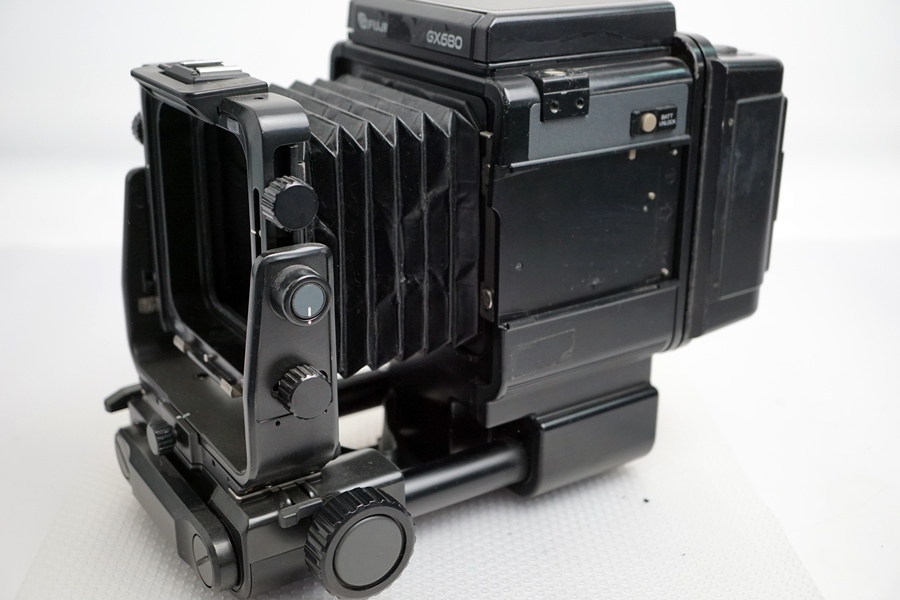 FUJI PHOTOFILM ロールフィルムホルダー　 富士フイルム GX680 東京)2)FUJI フジ GX680 ボディ + フィルムホルダー インスタント