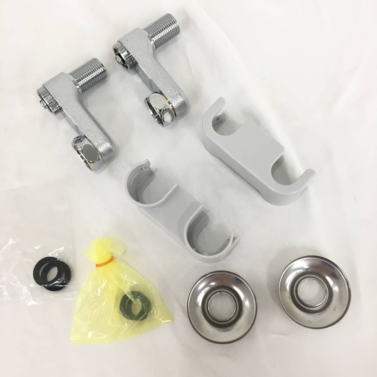 KVK 公式通販 壁付サーモスタット式シャワー KF3000 新古品 ユニットバス専用混合水栓セット 混合栓 壁付 壁付サーモスタット式シャワーKF3000サーモシャワー KF3000(W) シャワー水栓 公式 浴室用水栓：壁付サーモスタット｜商品カテゴリ｜商品サポートサイト （190mmパイプ付 左ハンドル仕様 新品