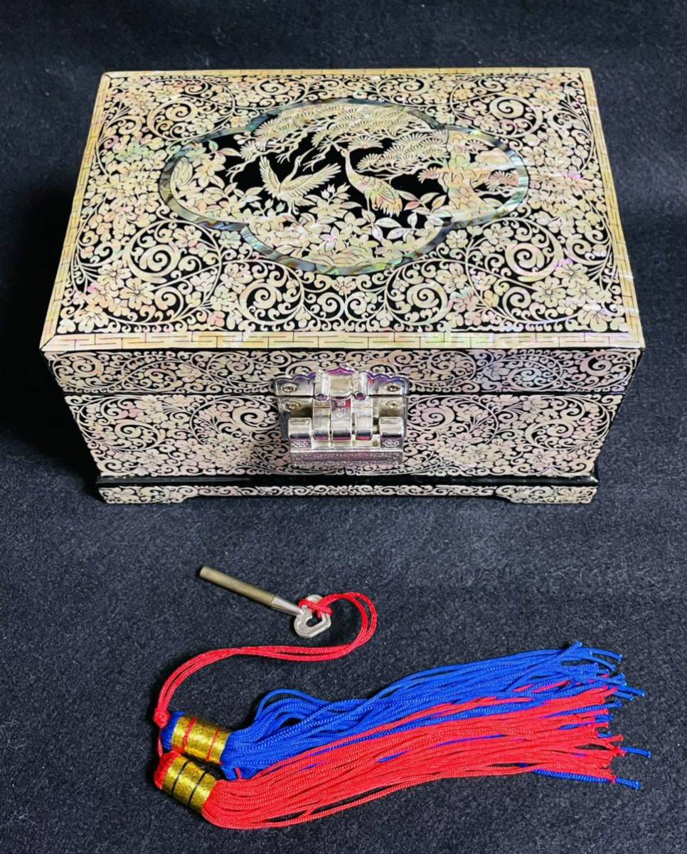 韓国美術 螺鈿細工 ジュエリーボックス | INTER-ANTIQUARIAAT.NL