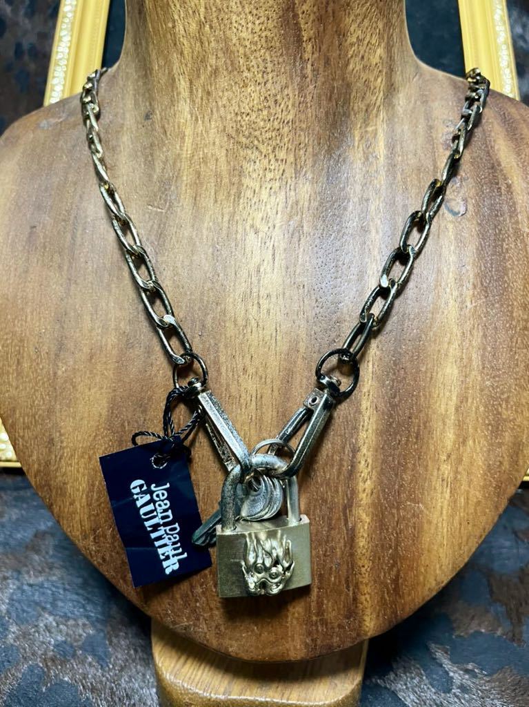 【セール，正規品】 ジャンポールゴルチェ/クラッシックビンテージ 南京錠ペンダントCollection sample(ジャンポール・ゴルチエ)｜売買されたオークション情報、yahooの商品情報をアーカイブ公開 - オークファン その他
