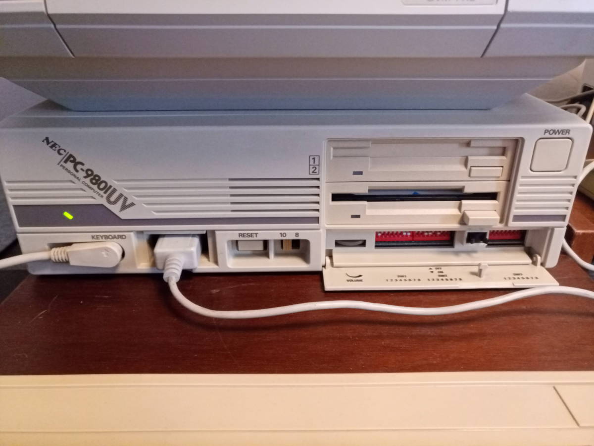 NEC PC-9801UV11 +コード、マウス付き NEC PC-9801UV11 +コード、マウス付き NEC PC-9801UV11 +コード