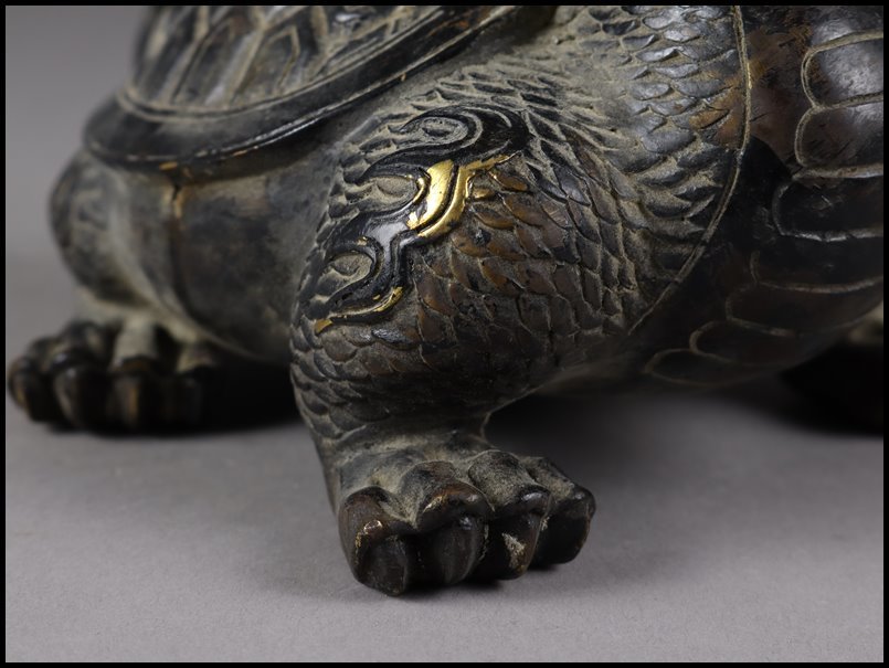 中国美術 古銅製 鍍金細工 獅子摘蓋 玄武 龍亀 透彫香炉 香爐 香道具