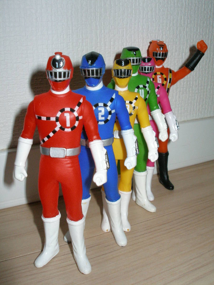ソフビヒーロー 烈車戦隊トッキュウジャー 6体 トッキュウ1 6号 ライト トカッチ ミオ ヒカリ カグラ 虹野明 フィギュア 食玩 戦隊シリーズ 売買されたオークション情報 Yahooの商品情報をアーカイブ公開 オークファン Aucfan Com