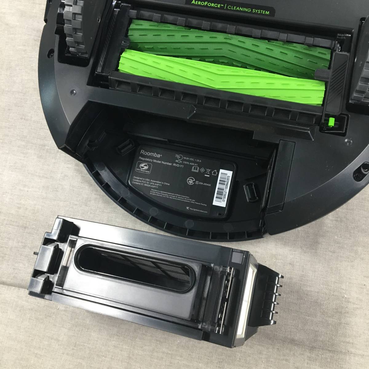 ルンバ i3 ロボット掃除機 アイロボット 水洗いできるダスト