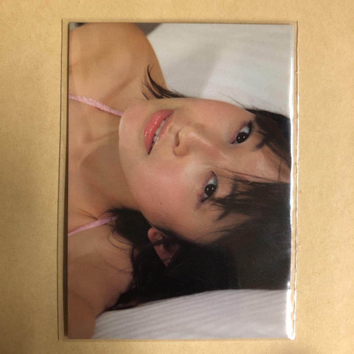 小野真弓 06 ボム トレカ アイドル グラビア カード 下着 009 あ行 売買されたオークション情報 Yahooの商品情報をアーカイブ公開 オークファン Aucfan Com
