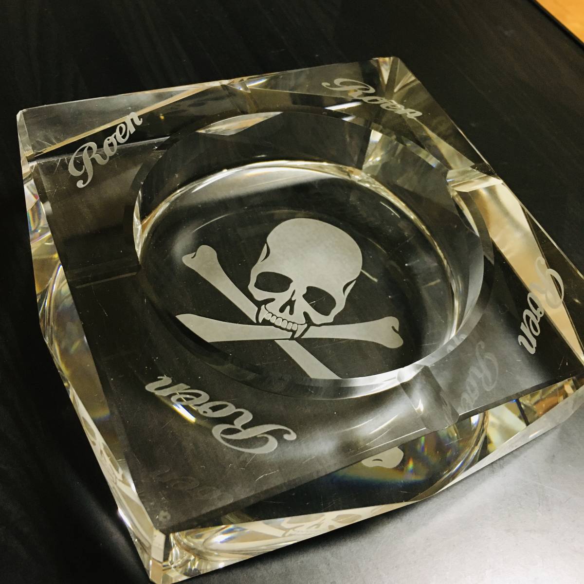 ロエン・クリスタル 角型 灰皿 Roen/ロエン ロゴ入り/スカル 丸型/角型
