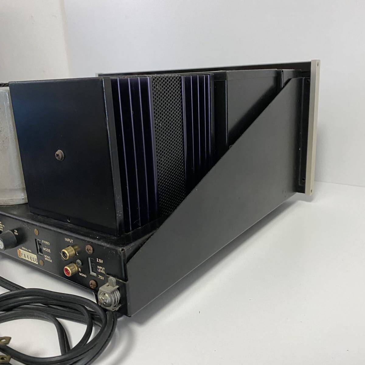 ☆ McIntosh マッキントッシュ MC7270 パワーアンプ 【通電OK】中古 現状品 McIntosh マッキントッシュ MC7270 with MC7270の仕様 0