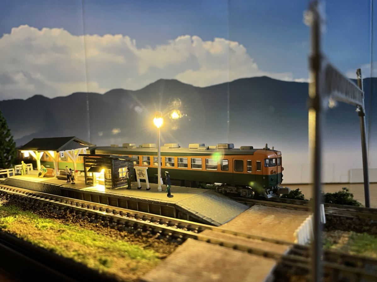 食*ン様 Nゲージ・ジオラマ展示台【昭和ローカル保線区】※車両付き 鉄道模型 Nゲージ ジオラマ 昭和のローカル駅 車両展示台 展示ケース
