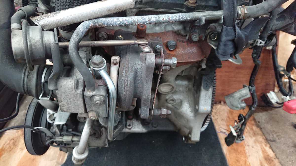 19000-B2T81 コンテカスタムRS L575S L175S エンジン KF-DET タント