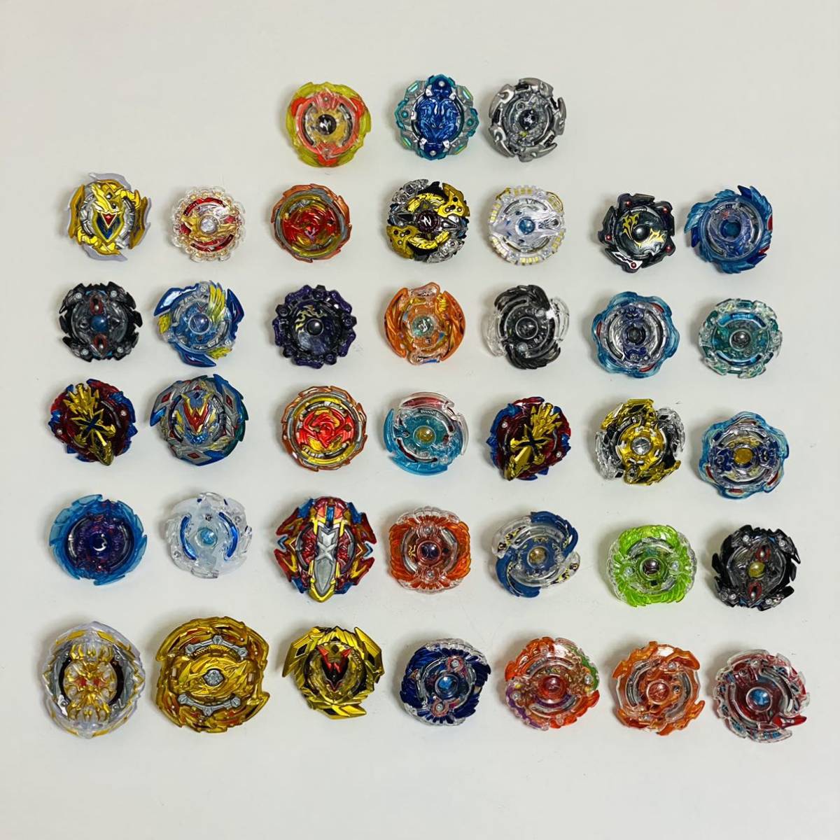 100%新品，お得 品 ベイブレードバースト 38個セット レガリアジェネシス フレアドラゴン リヴァイブフェニックス etc. 現状品(その他)｜売買されたオークション情報、yahooの商品情報をアーカイブ公開 - オ その他