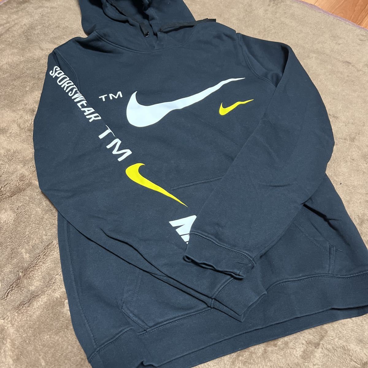 ナイキ NIKE パーカー Mサイズ ブラック - ロゴ メンズ M プルオーバー 