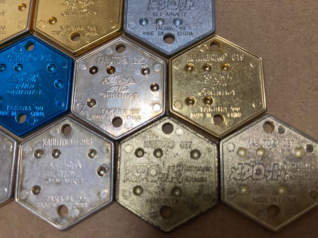 メダロット メダル 当時物 13個セット まとめて クワガタ カブト メダロット 売買されたオークション情報 Yahooの商品情報をアーカイブ公開 オークファン Aucfan Com