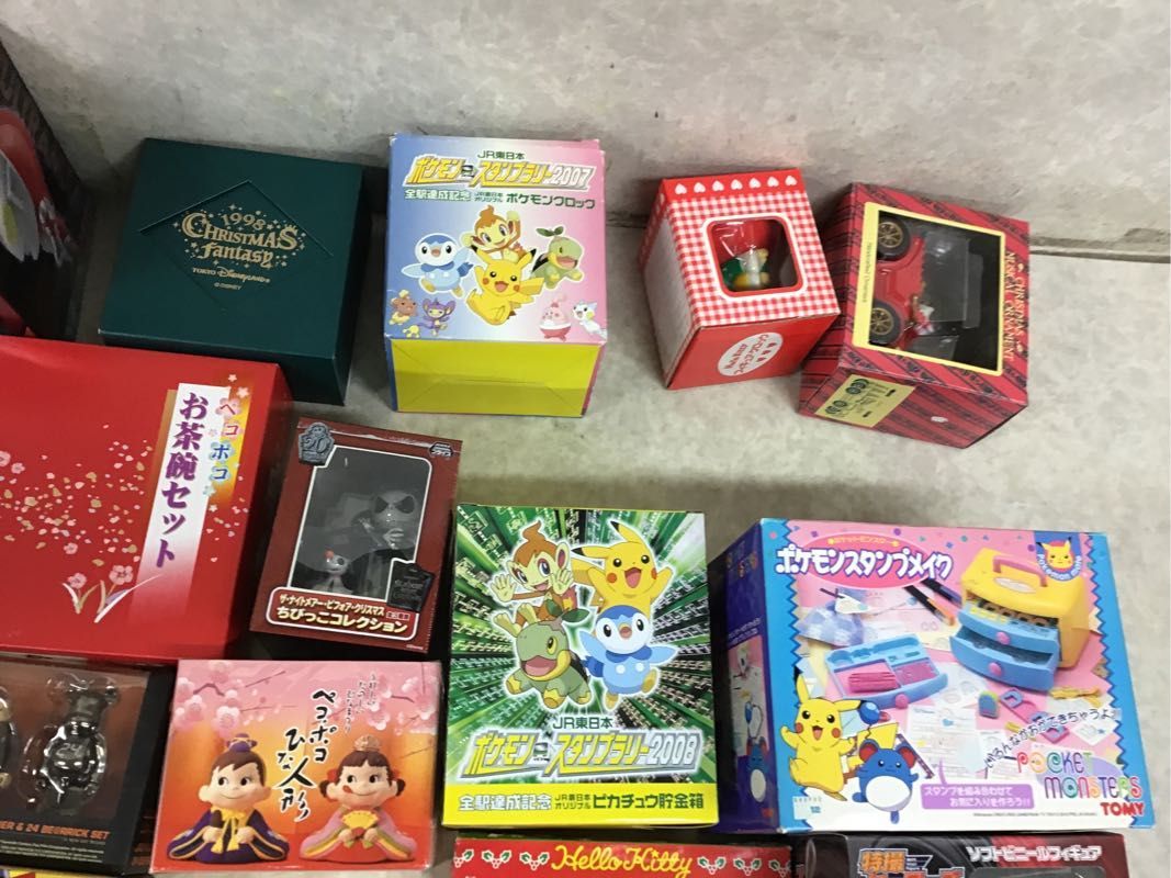 同梱不可 ジャンク 1円〜 ペコちゃん、ONE PIECE、スヌーピー 1円～ 東京リベンジャーズ、ウルトラマン、ペコちゃん エヴァンゲリオン リアルモデル等 初号機、零 仮面ライダー 等 ポリストーンコレクション 不二家 平成天才バカボン 麦わらの一味がペコちゃんに変身した