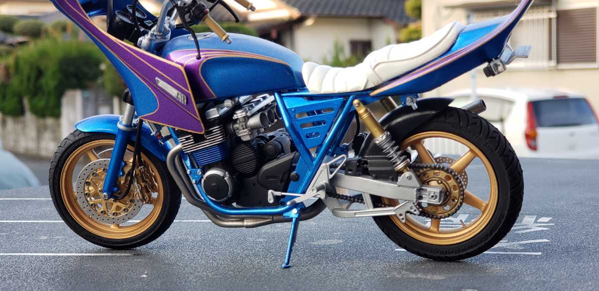1 12プラモデル完成品 ヤマハxjr400 改造車 族車仕様 完成品 売買されたオークション情報 Yahooの商品情報をアーカイブ公開 オークファン Aucfan Com