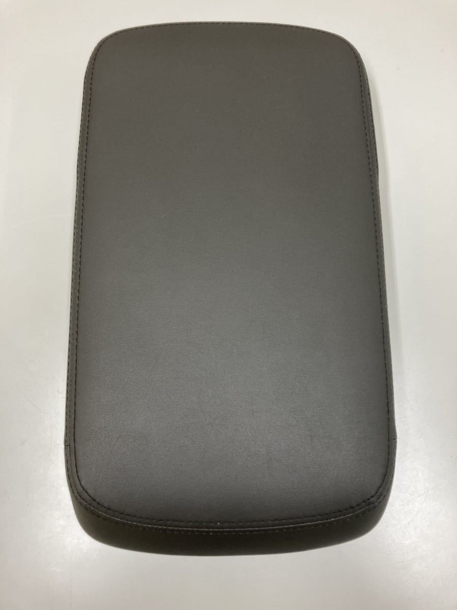 【格安，限定SALE】 200 クラウン センターコンソール フタ(トヨタ用)｜売買されたオークション情報、yahooの商品情報をアーカイブ公開 - オークファン トヨタ用