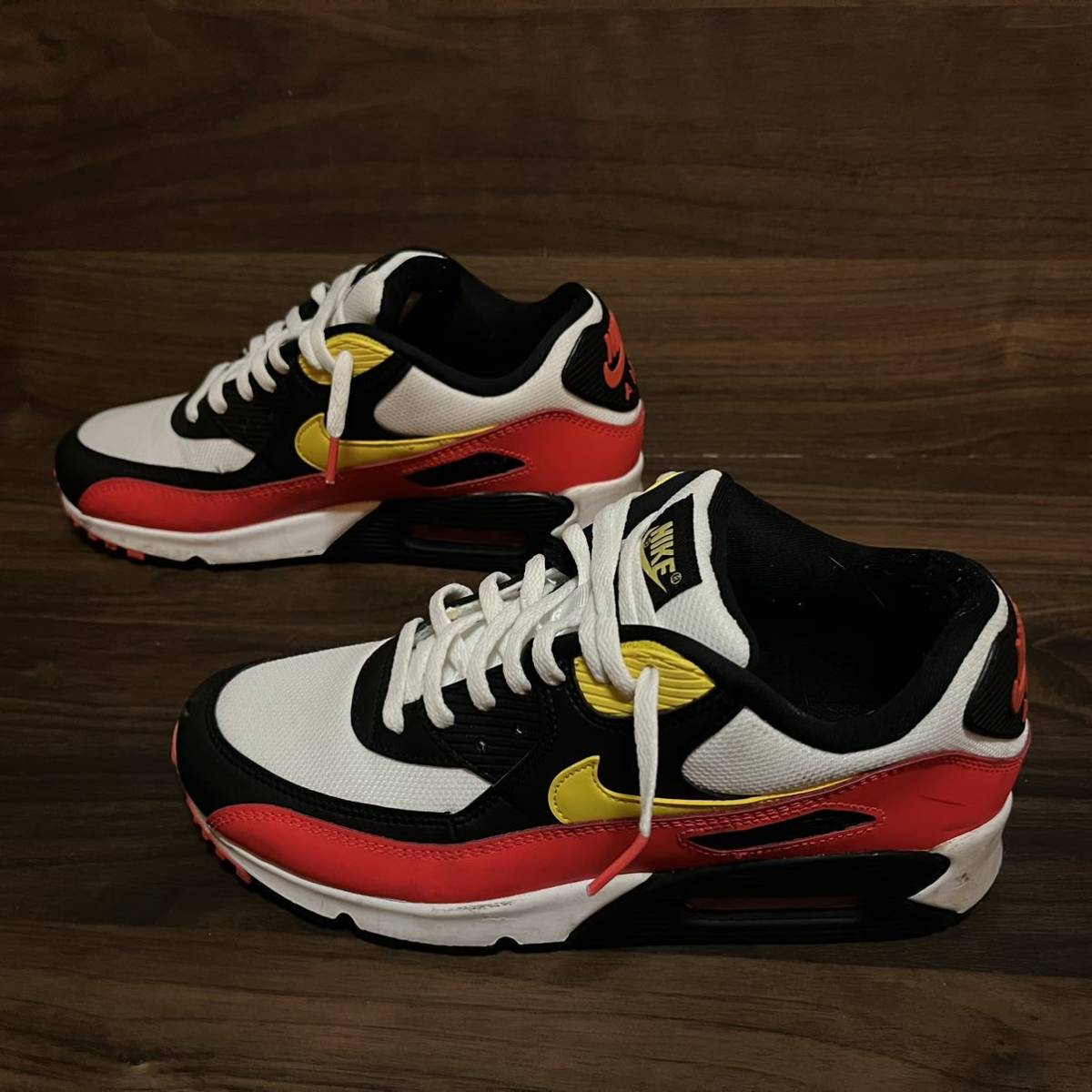良品】26cm NIKE AIR MAX 90 ESSENTIAL WHITE/CHROME YELLOW-BLACK 箱 