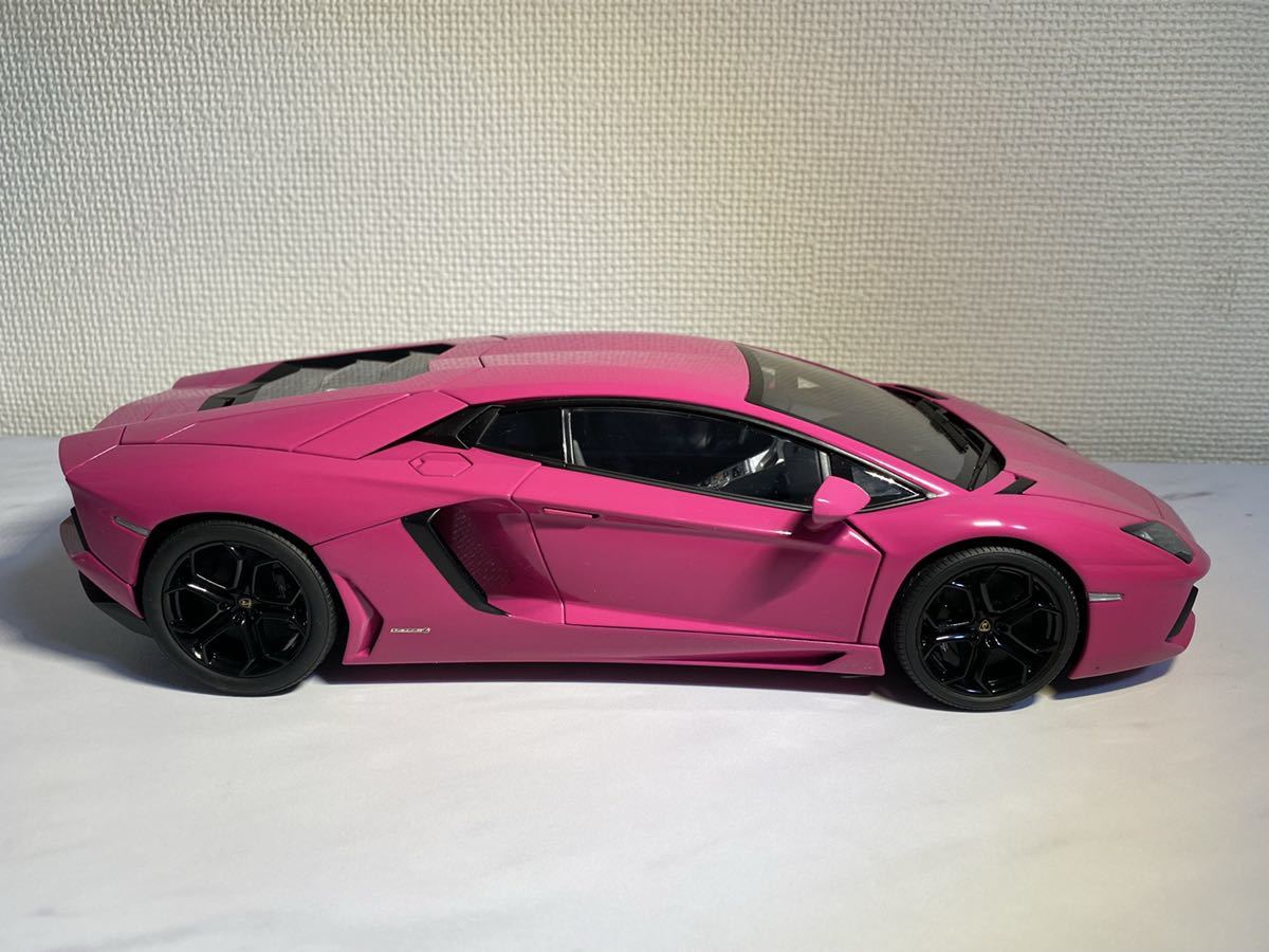 1円スタート オートアート 1 18 ランボルギーニ アヴェンタドール ピンク 乗用車 売買されたオークション情報 Yahooの商品情報をアーカイブ公開 オークファン Aucfan Com