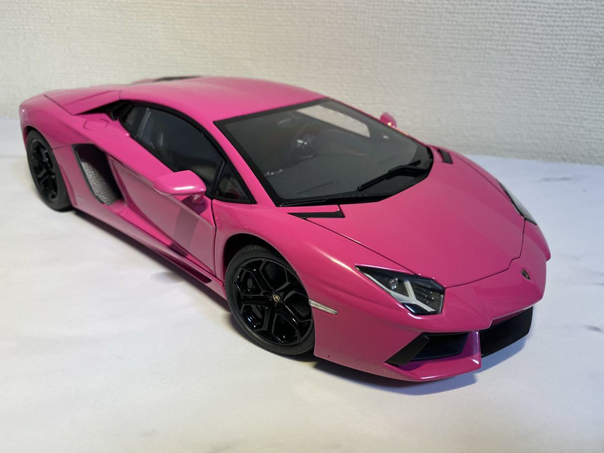 1円スタート オートアート 1 18 ランボルギーニ アヴェンタドール ピンク 乗用車 売買されたオークション情報 Yahooの商品情報をアーカイブ公開 オークファン Aucfan Com