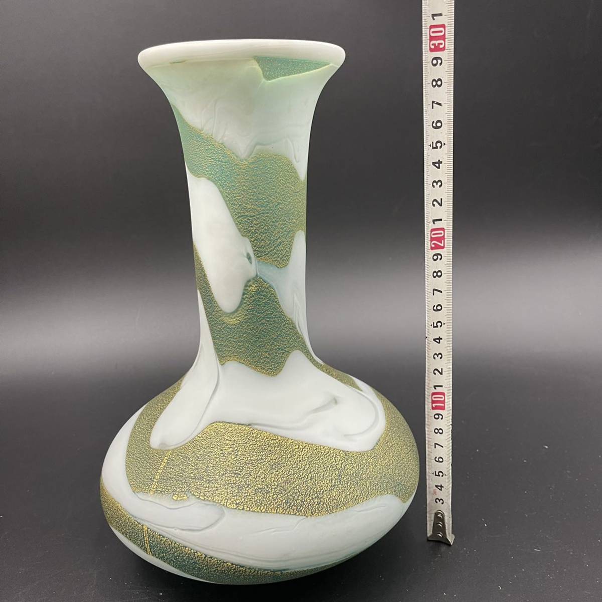 1円~【美品】岩田久利 金彩手吹硝子 清流 共箱付 花瓶 花入 ガラス工芸 