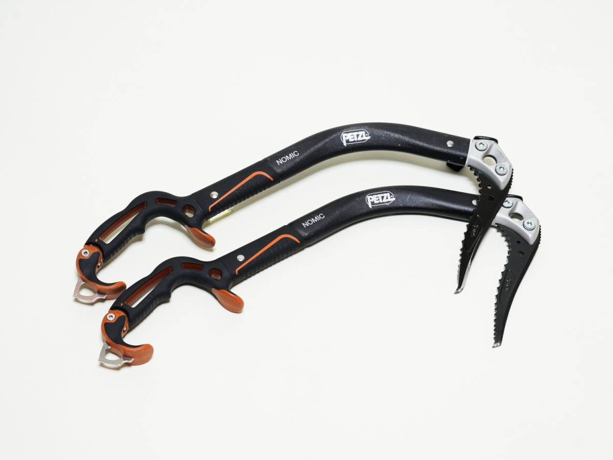 Petzl Nomic アイスアックス むずかしく 2本セット