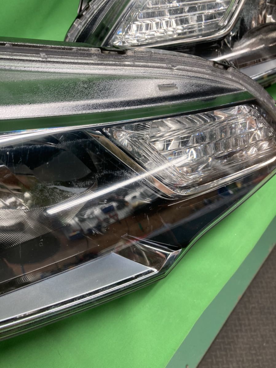 ホンダ フィットハイブリッド GP5 GP6 後期用 ヘッドライト 左右セット