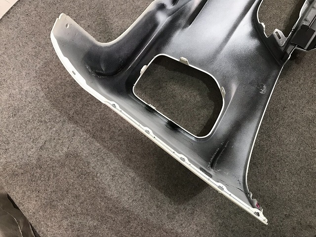 キャラバン NV350 標準 E26 純正 後期 フロントバンパー 62022 5YE0H ブリリアントホワイトパール カラーNo.QAB 日産(106752) キャラバン E26 NV350 フロント バンパー 0
