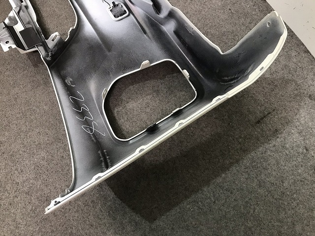 キャラバン NV350 標準 E26 純正 後期 フロントバンパー 62022 5YE0H ブリリアントホワイトパール カラーNo.QAB 日産(106752) キャラバン E26 NV350 フロント バンパー 0